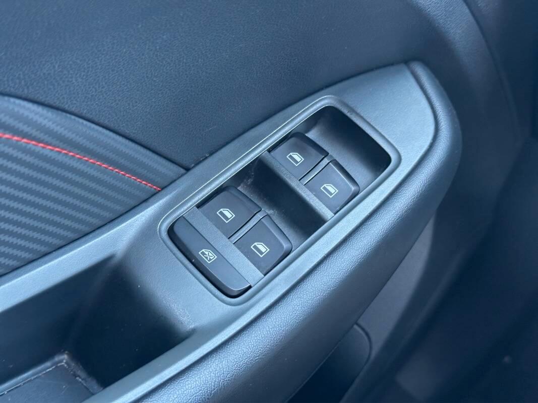 Mg ZS 1.5 Luxury CON TELECAMERA E CARPLAY