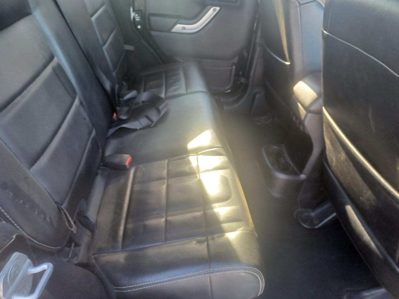 Jeep Wrangler Unlimited 2.8 CRD DPF Sahara Auto