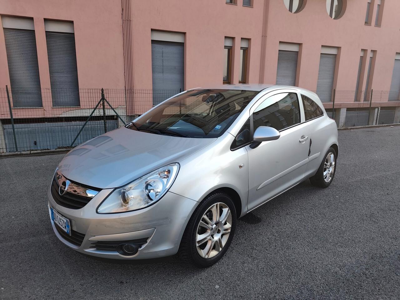 Opel Corsa 1.0 Benz euro 4 1 proprietario