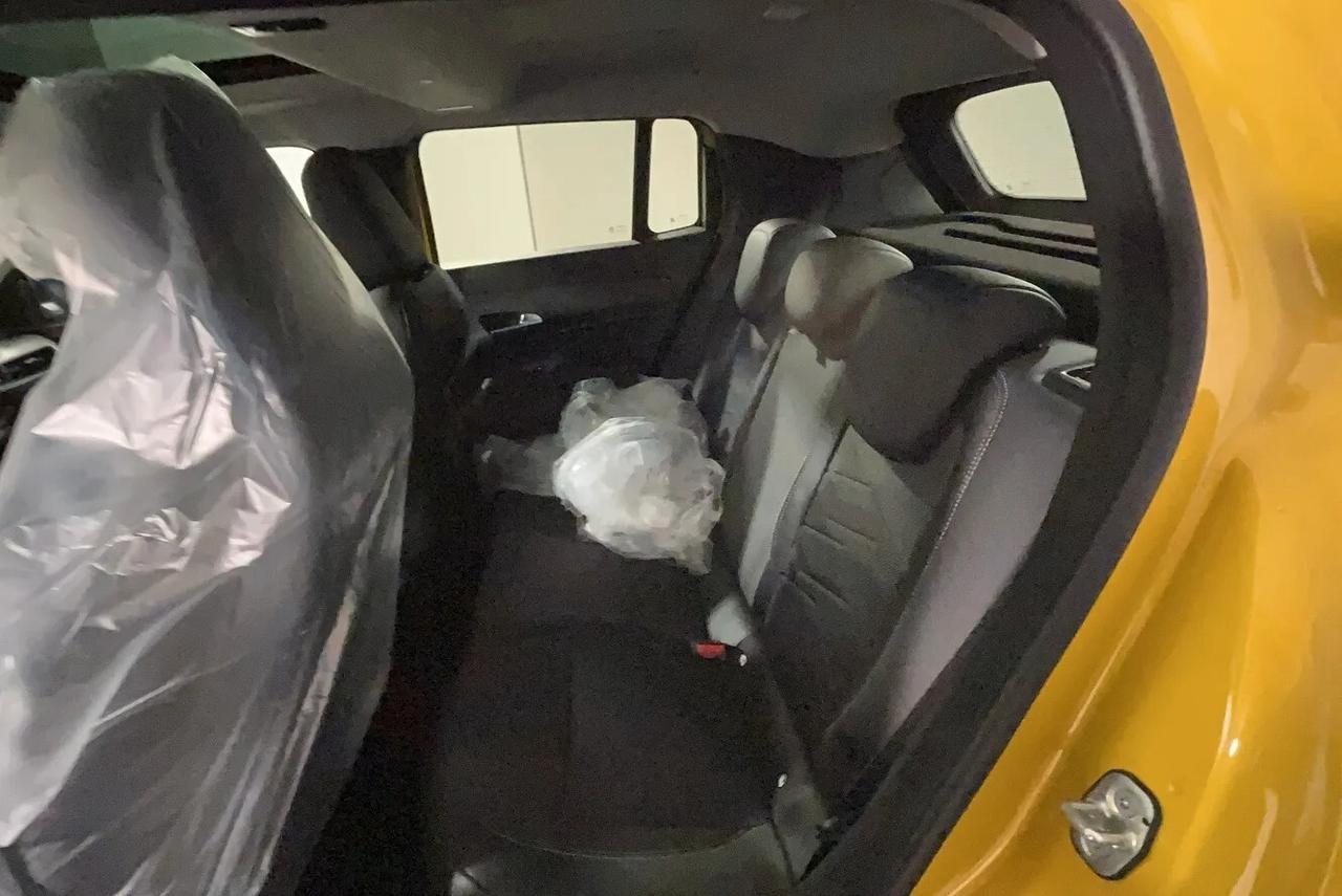 Jeep Avenger 1.2 Turbo 100 CV Summit Fredoom