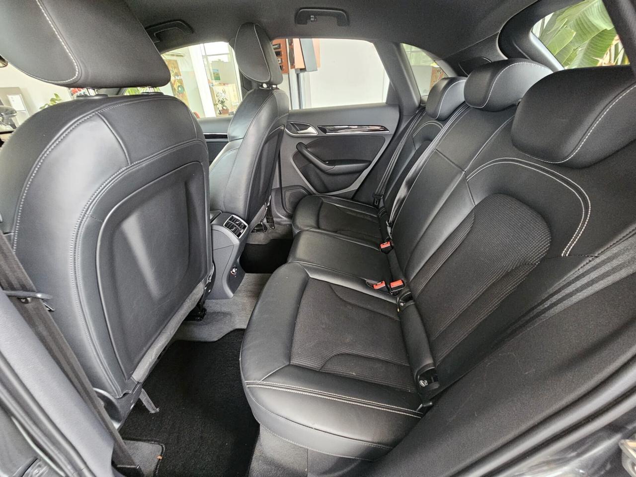 Audi Q3 2.0 TDI 184 CV S tronic quattro S-Line Competition