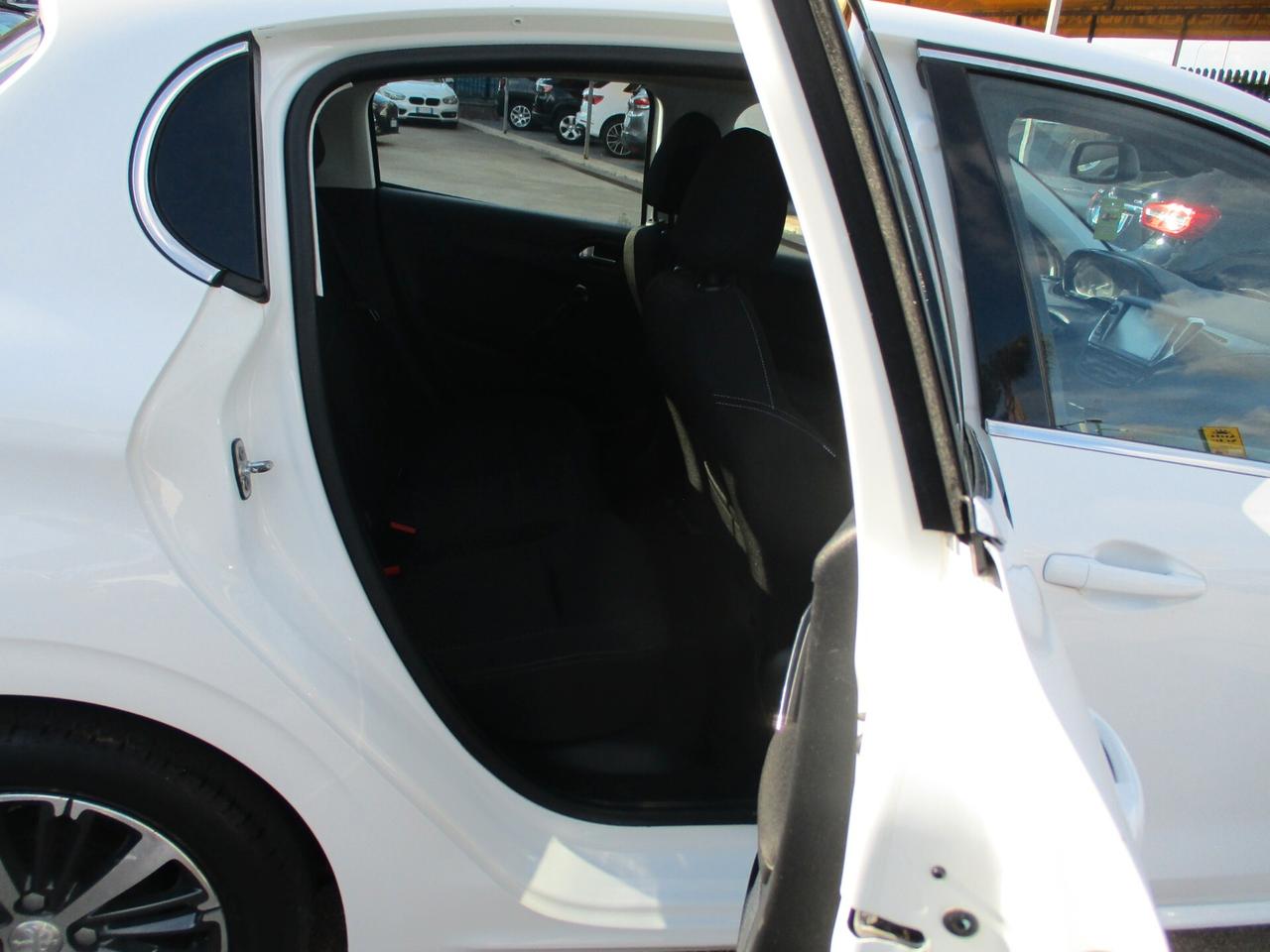 Peugeot 208 5P 1.6 75CV E6 ALLURE LED/CAR PLAY KM CERTIFIC