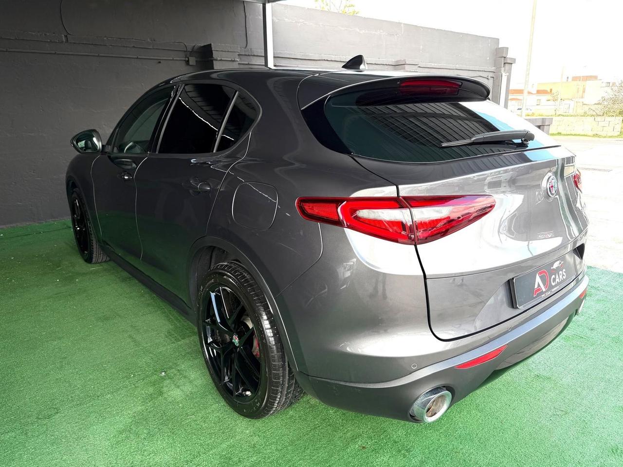 Alfa Romeo Stelvio 2.2 Turbodiesel 190 CV AT8 RWD Executive