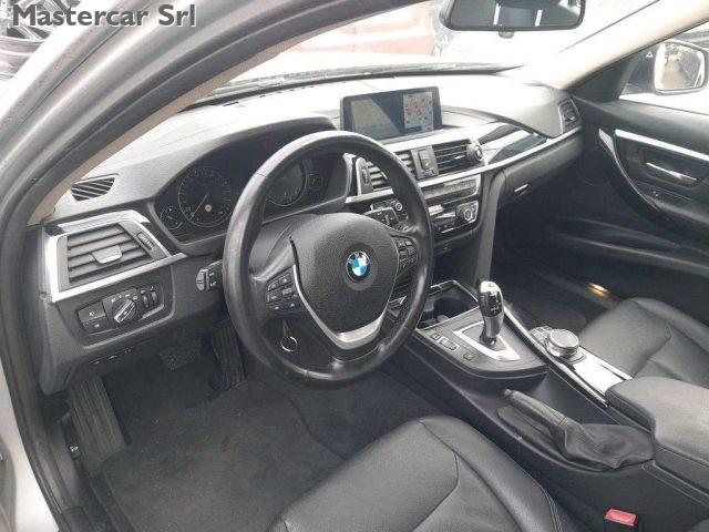 BMW 320 320d Touring aut. Pelle Navi Led Pdc - FX857LP -