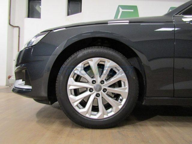 AUDI A4 Avant 35 TDI 163 CV Stronic Business hybrid diesel