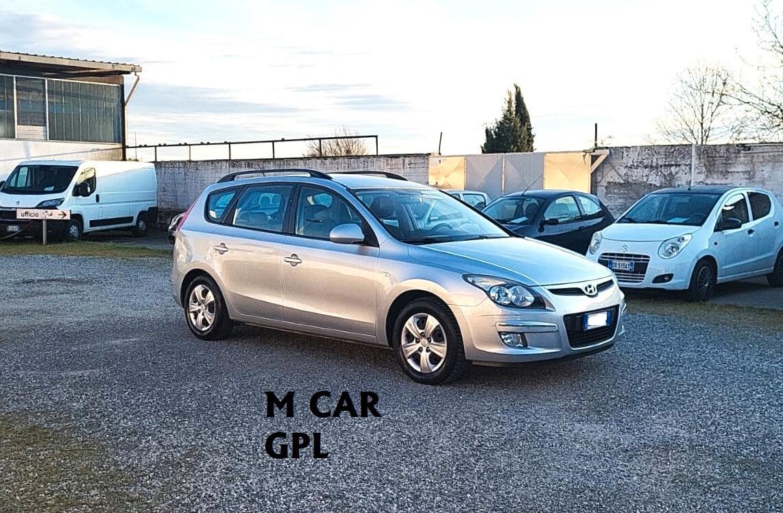 Hyundai i30 CW 1.4 16V 109CV BlueDr. GPL Active