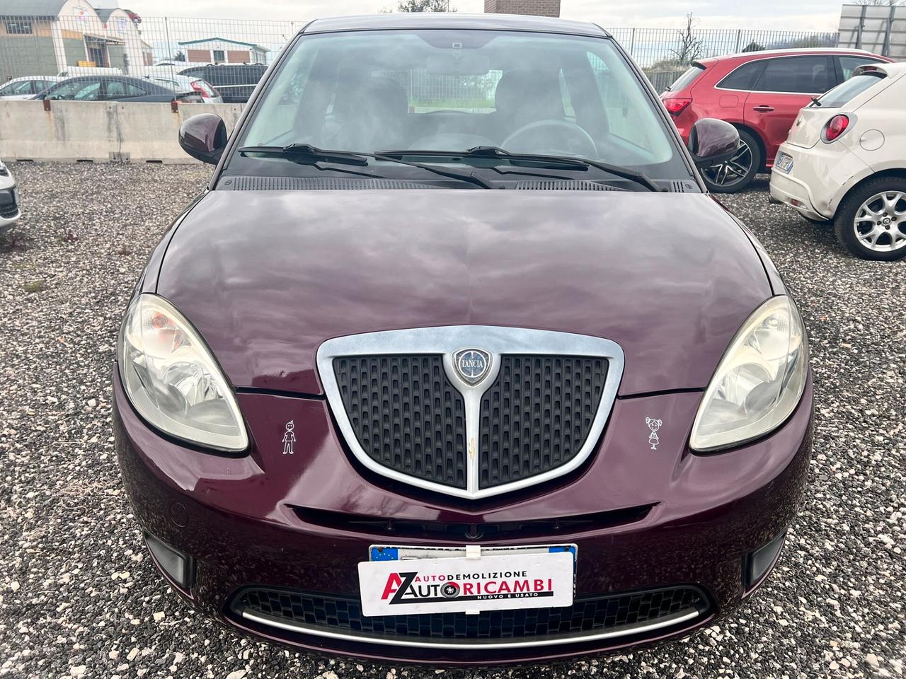 Lancia Ypsilon 1.4 Argento Ecochic GPL