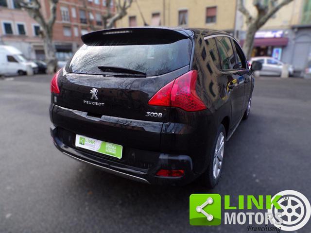 PEUGEOT 3008 HYbrid4 - TETTO PANORAMICO!