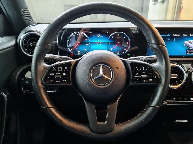 Mercedes-Benz Classe A A 180 d Automatic Business!NAVI!PDC!LED!