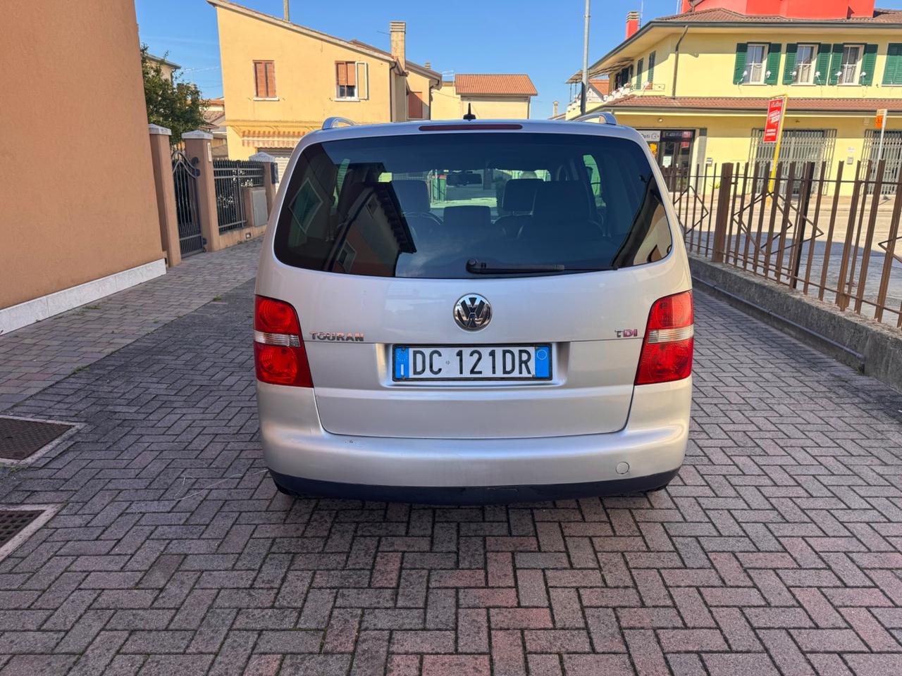 Volkswagen Touran 2.0 Tdi Ok Neopatentati