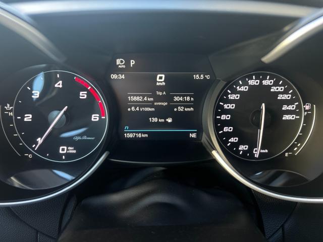 ALFA ROMEO Giulia 2.2 Turbodiesel 160 CV AT8 Business