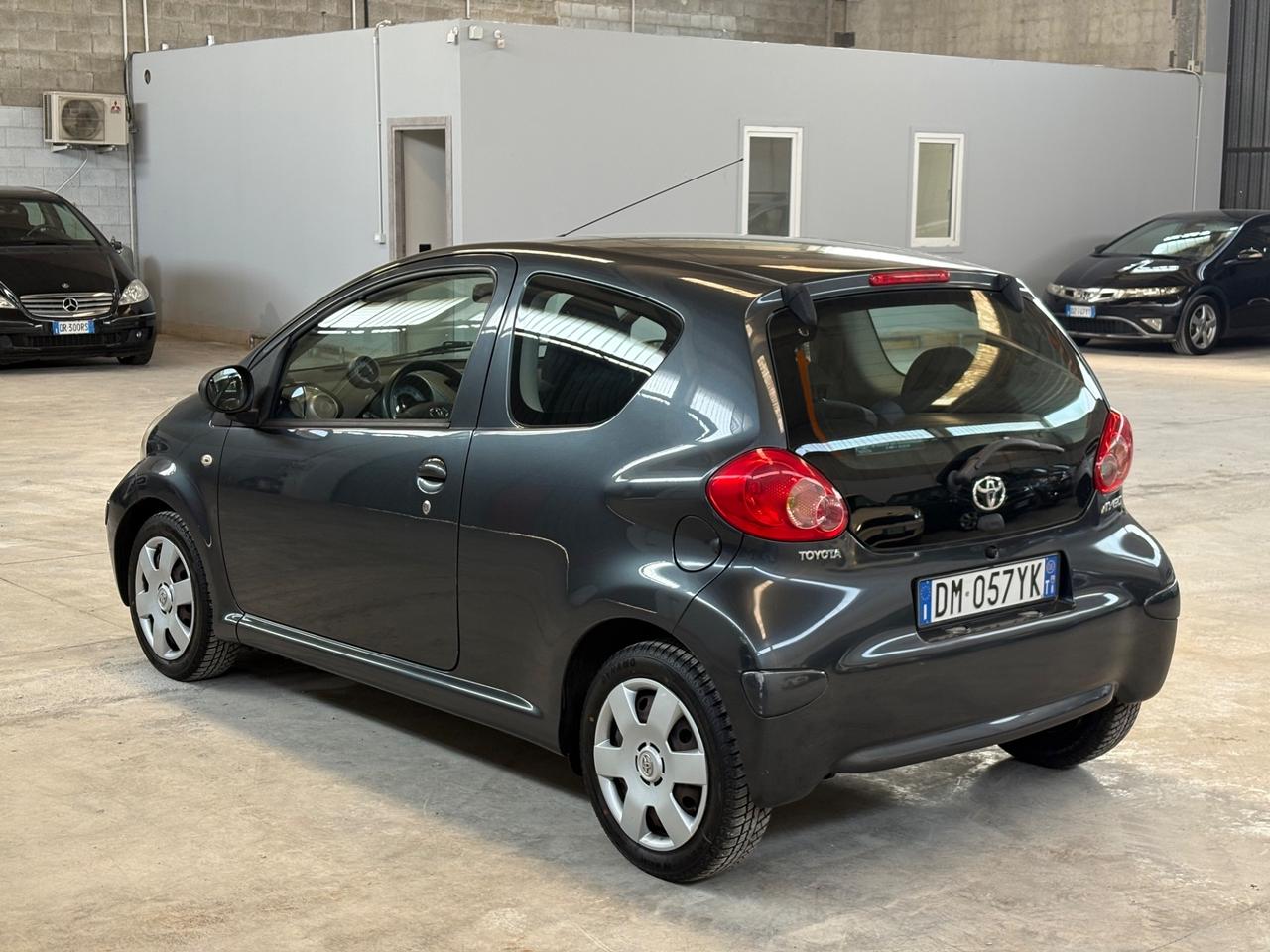 Toyota Aygo 1.0 12V VVT-i 3 porte Sol