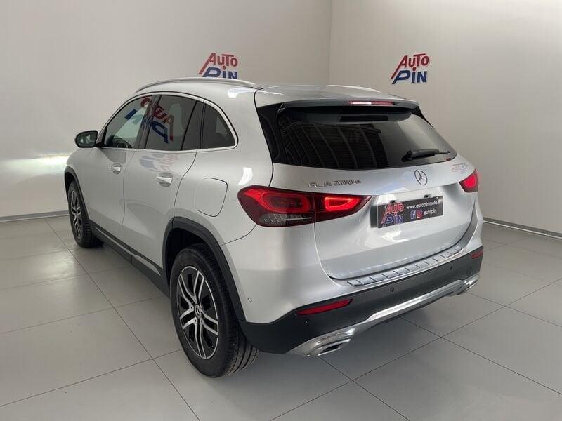 Mercedes-Benz GLA GLA 200 d Automatic Business *iva esposta*