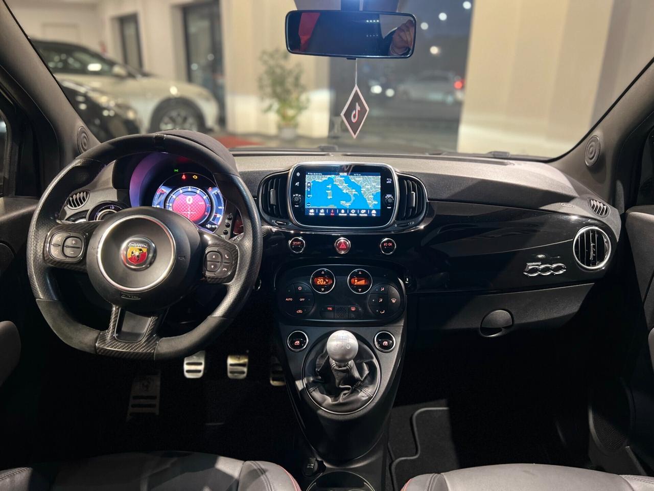 Abarth 595 1.4 Turbo T-Jet 165 CV