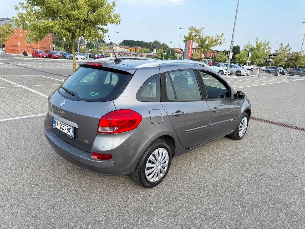 Renault Clio 1.5 dCi 75CV SporTour Navi*Clima*Neopatentati