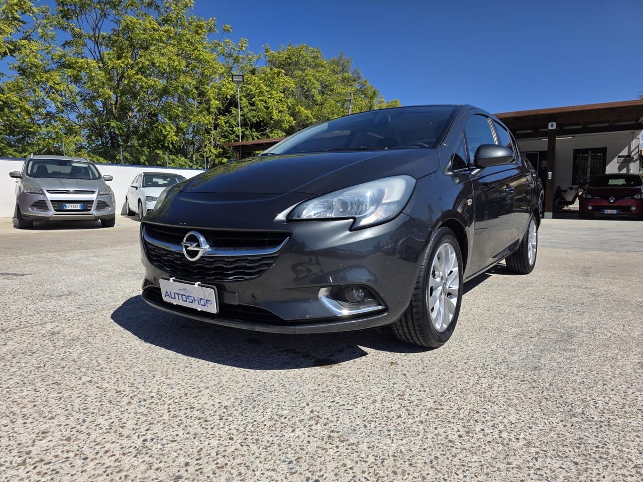 Opel Corsa 1.2 5 porte