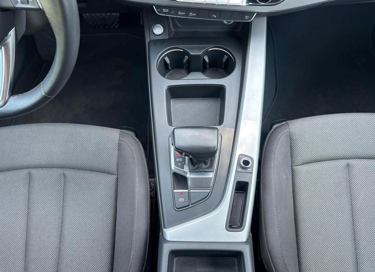 Audi A4 30 TDI/136 CV S tronic Business Advanced