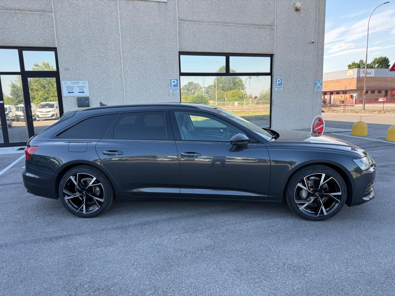 Audi A6 Avant 40 2.0 TDI 204 CV S tronic Business Sport