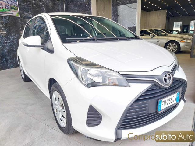 TOYOTA Yaris 1.0 5 porte Lounge ( Garanzia 12 Mesi)