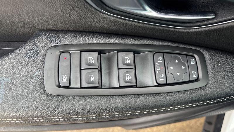 Renault Scénic IV 2017 1.5 dCi Energy 110cv Sport Edition2