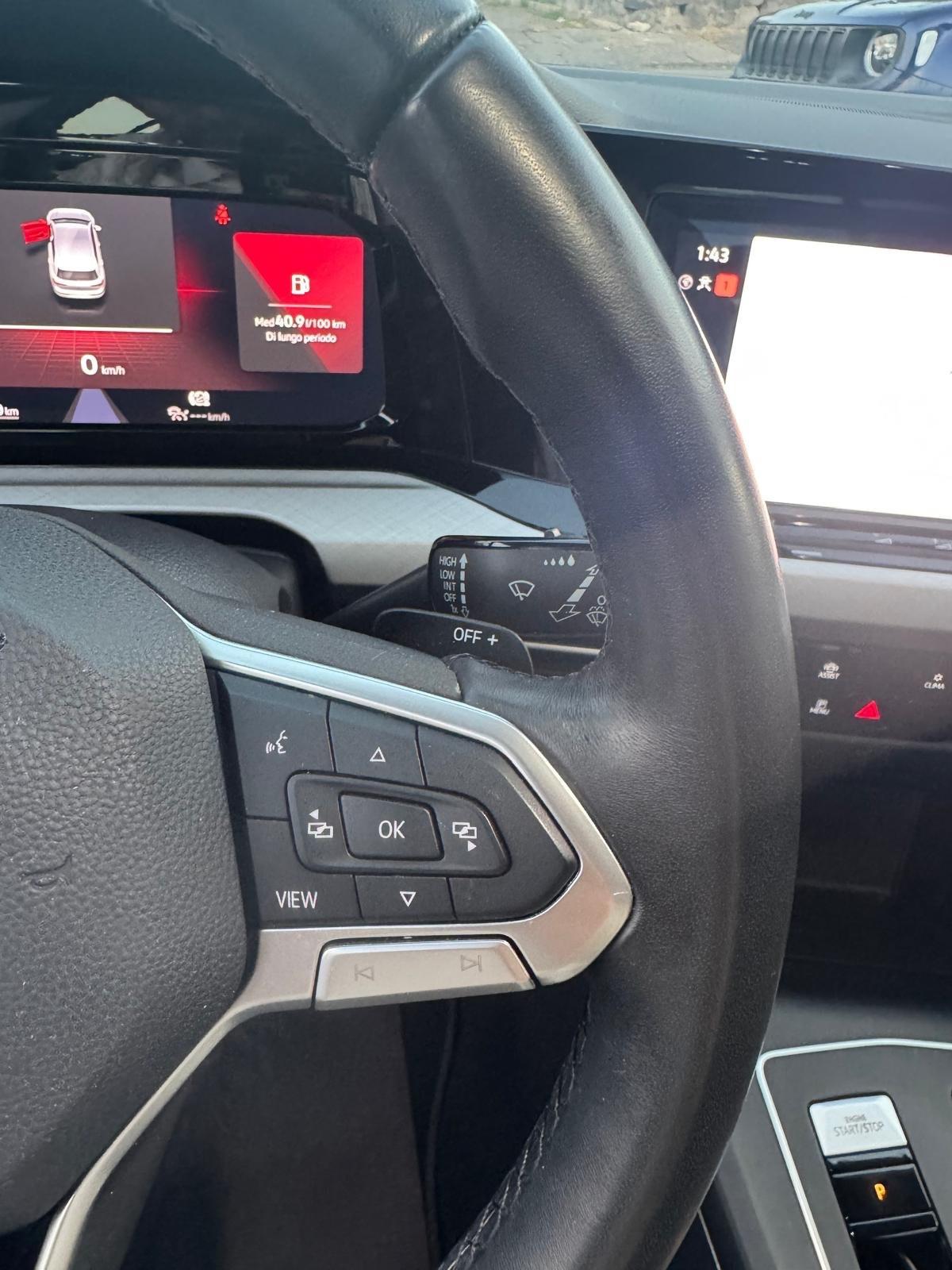 Volkswagen Golf 1.0 eTSI EVO DSG Life