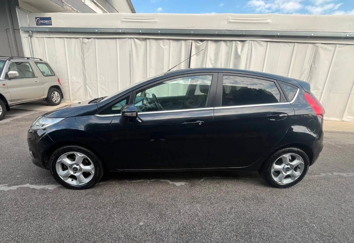 Ford Fiesta 1.4 tdci + 5p