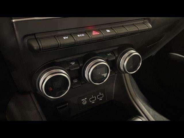 Renault Captur 1.6 E-TECH Hybrid Zen Auto 145cv