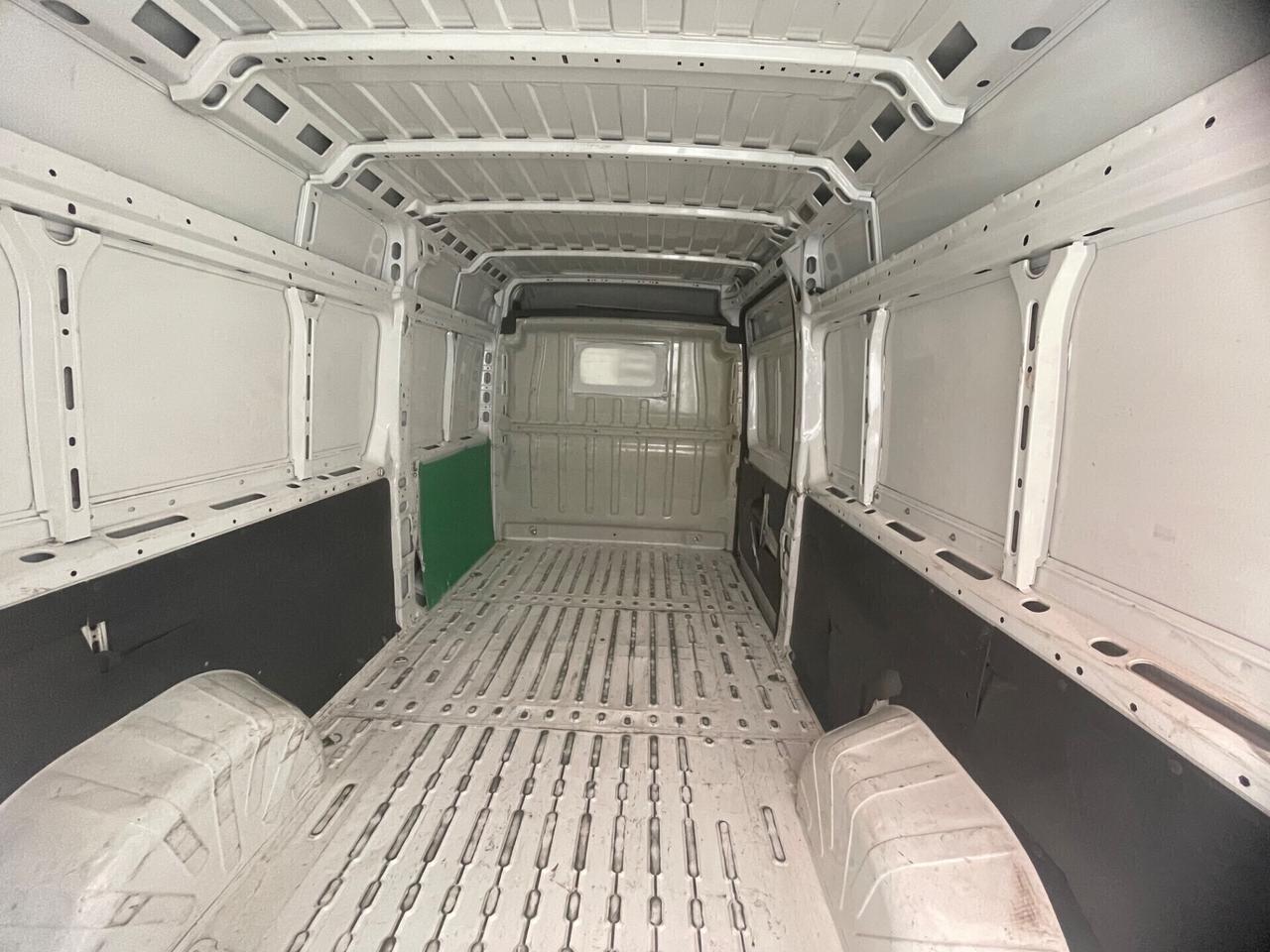 Peugeot BOXER 2.0 BlueHDi 130CV H2 L3