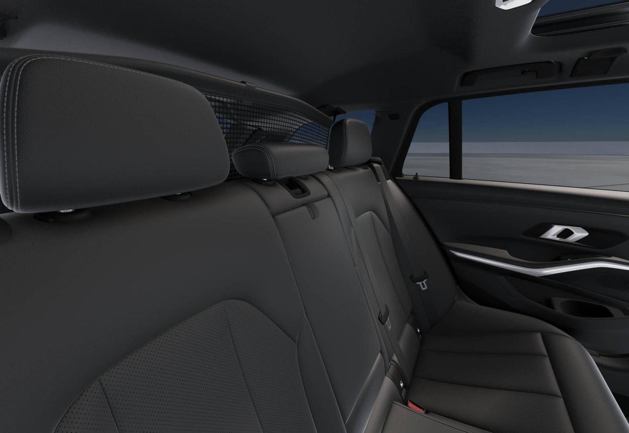 BMW Serie 3 330e Touring Hybrid Edition