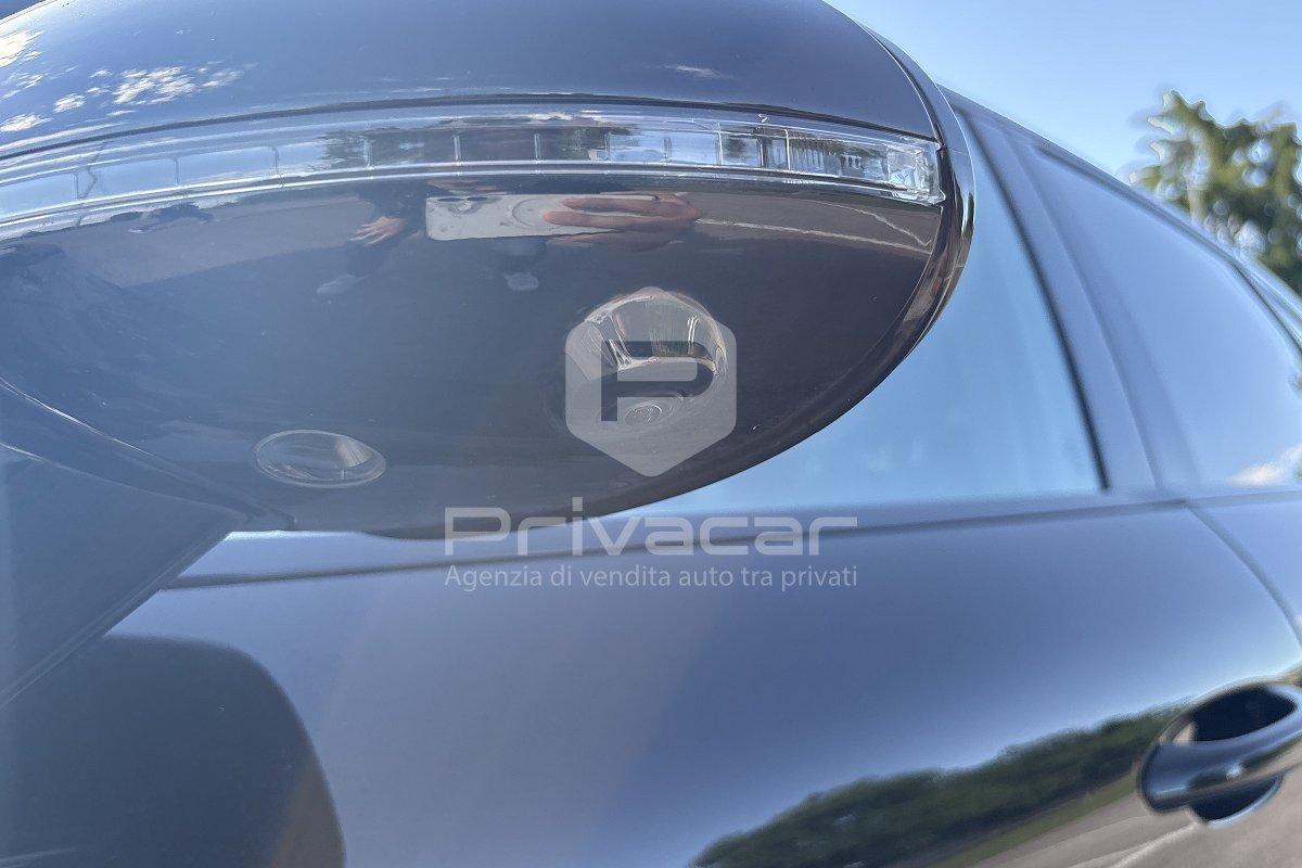 PORSCHE Macan 2.0 T