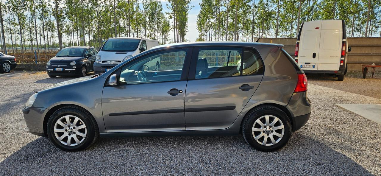 Volkswagen Golf 1.6 METANO