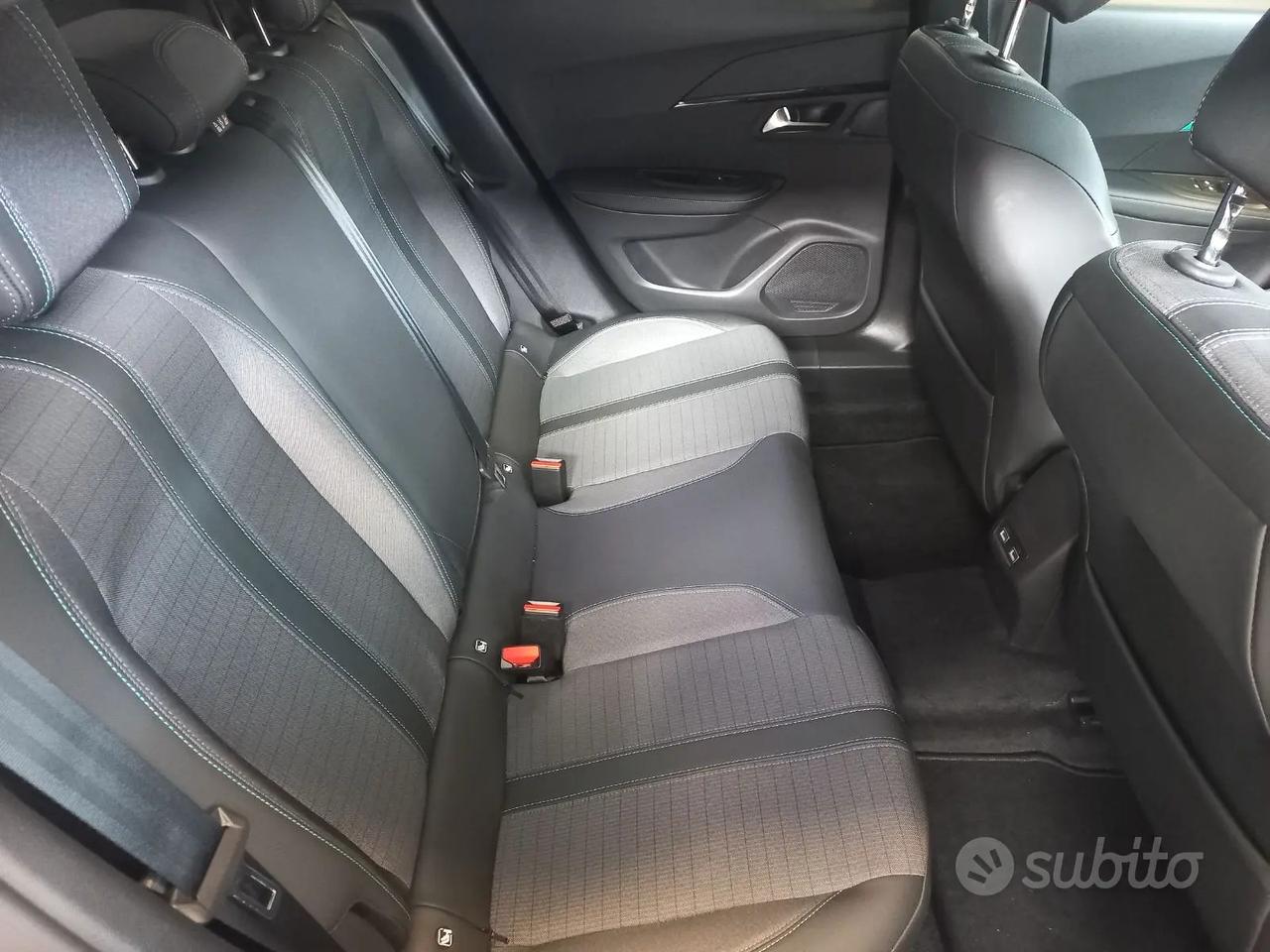 Peugeot 2008 Allure Pack S&S A/T iva deducibile