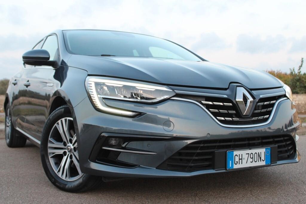 RENAULT Mégane 5p 1.5 dCi *FULL LED *Luci Ambiente