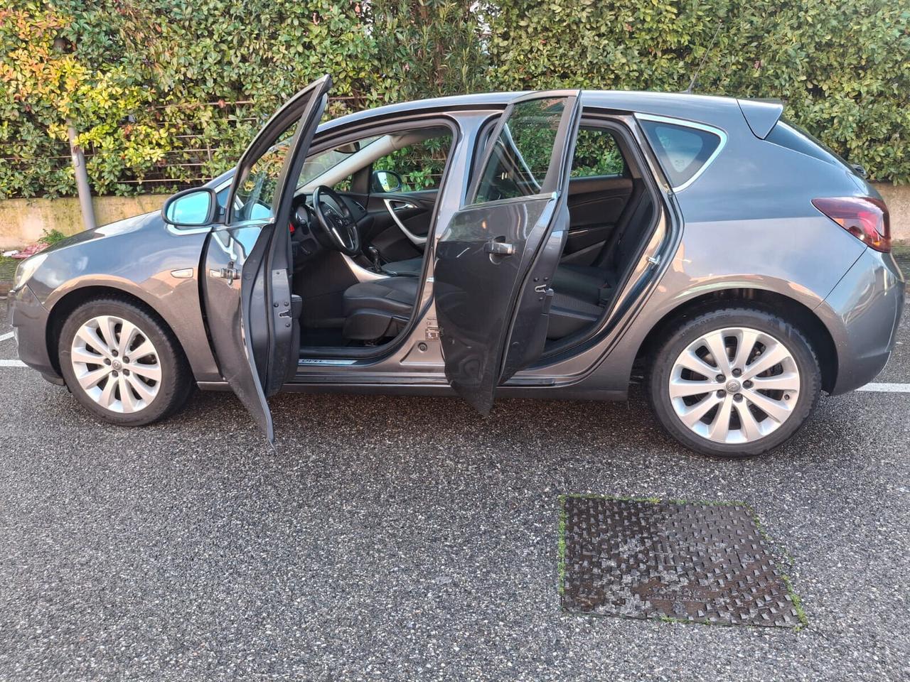 Opel Astra 1.6 115CV. Cosmo*SOLO 79mila CHILOMETRI*