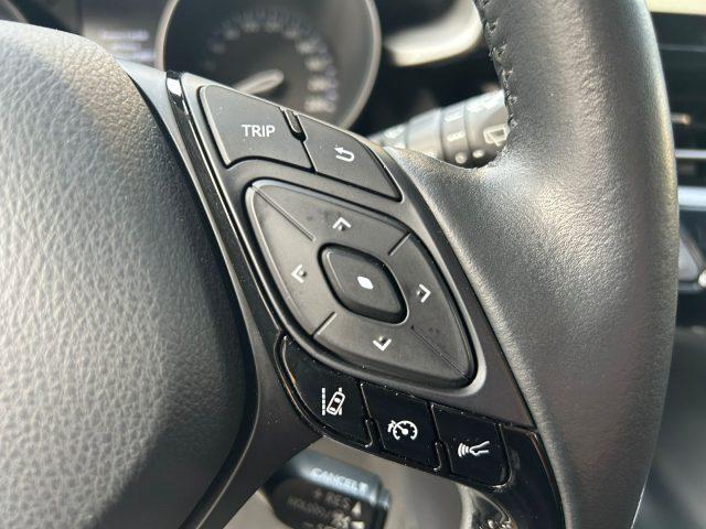 TOYOTA C-HR 1.8 Hybrid E-CVT Active