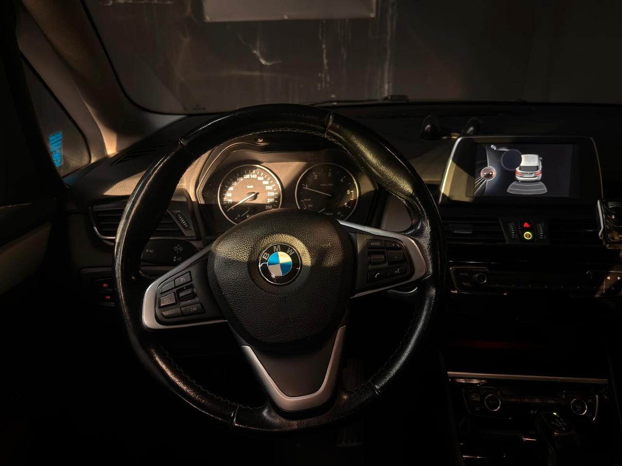 Bmw 2er Active Tourer 218d Luxury
