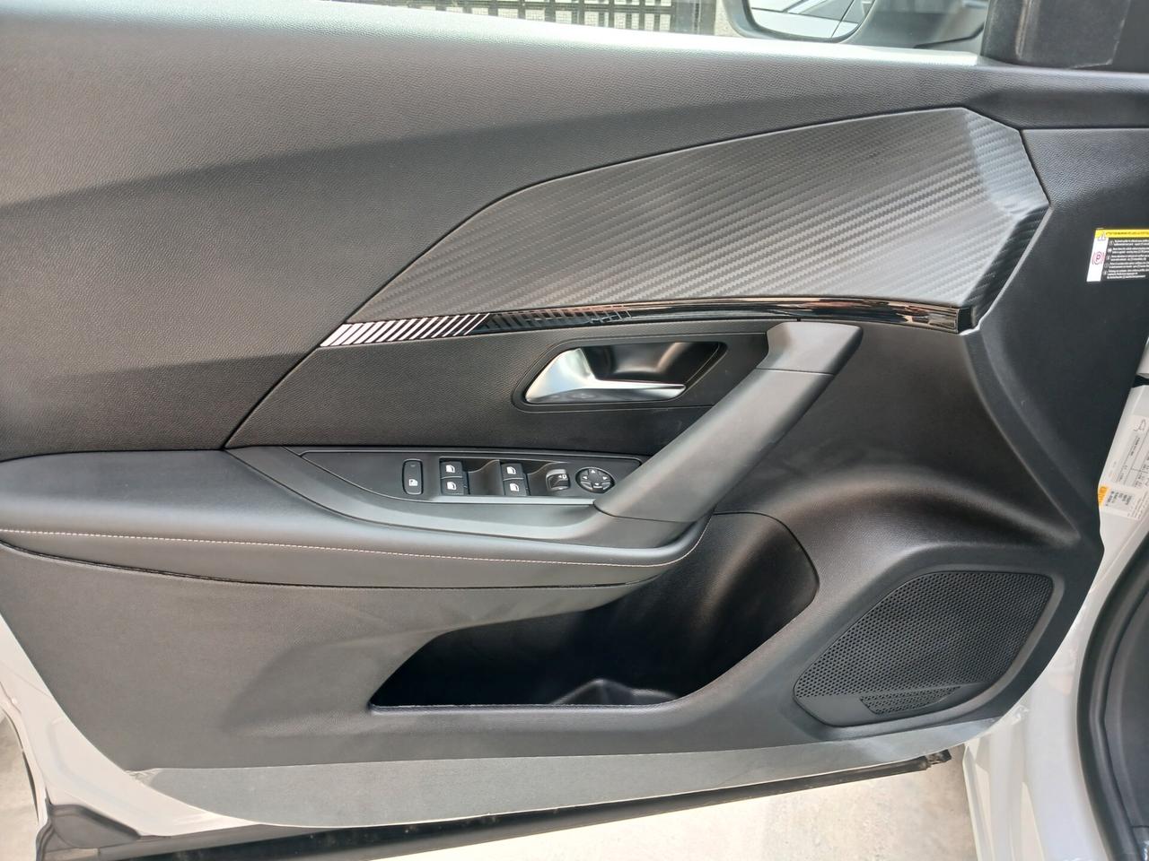 Peugeot 2008 PureTech 100 S&S Allure