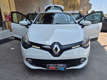 Renault Clio 1.2 75CV 5 porte Wave