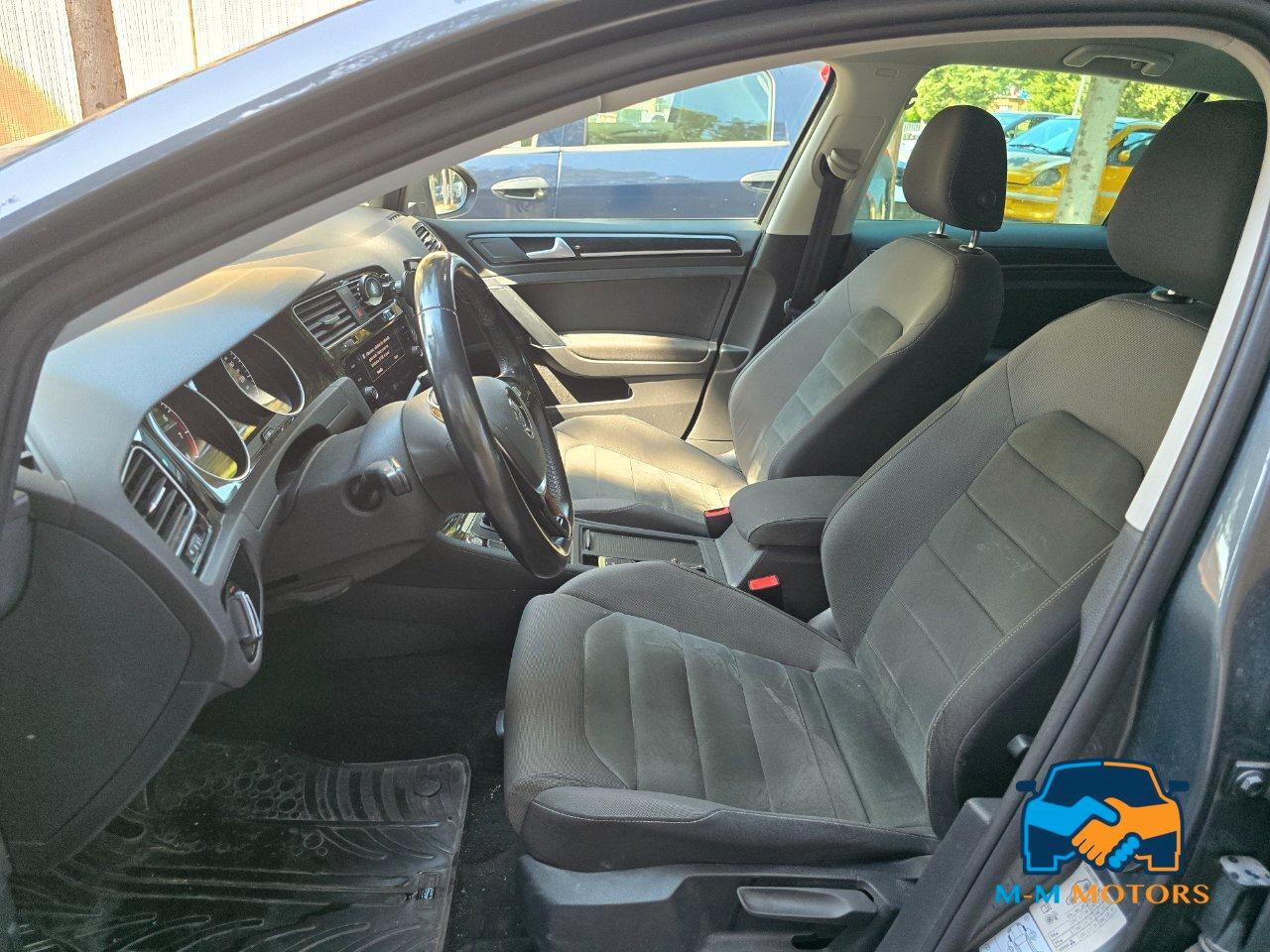 Volkswagen Golf 5 Porte Golf 5p 1.5 tgi Highline 130cv dsg