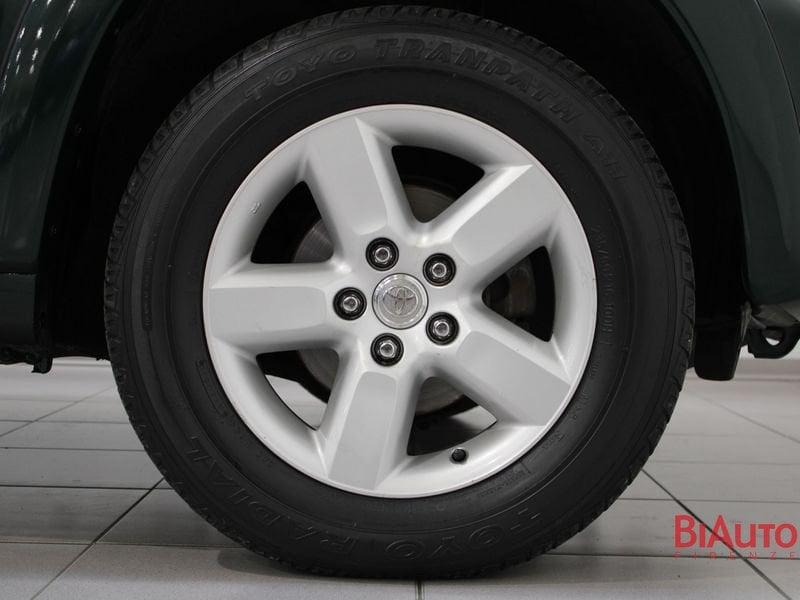 Toyota RAV4 RAV4 2.0 16V cat 3 porte Sol