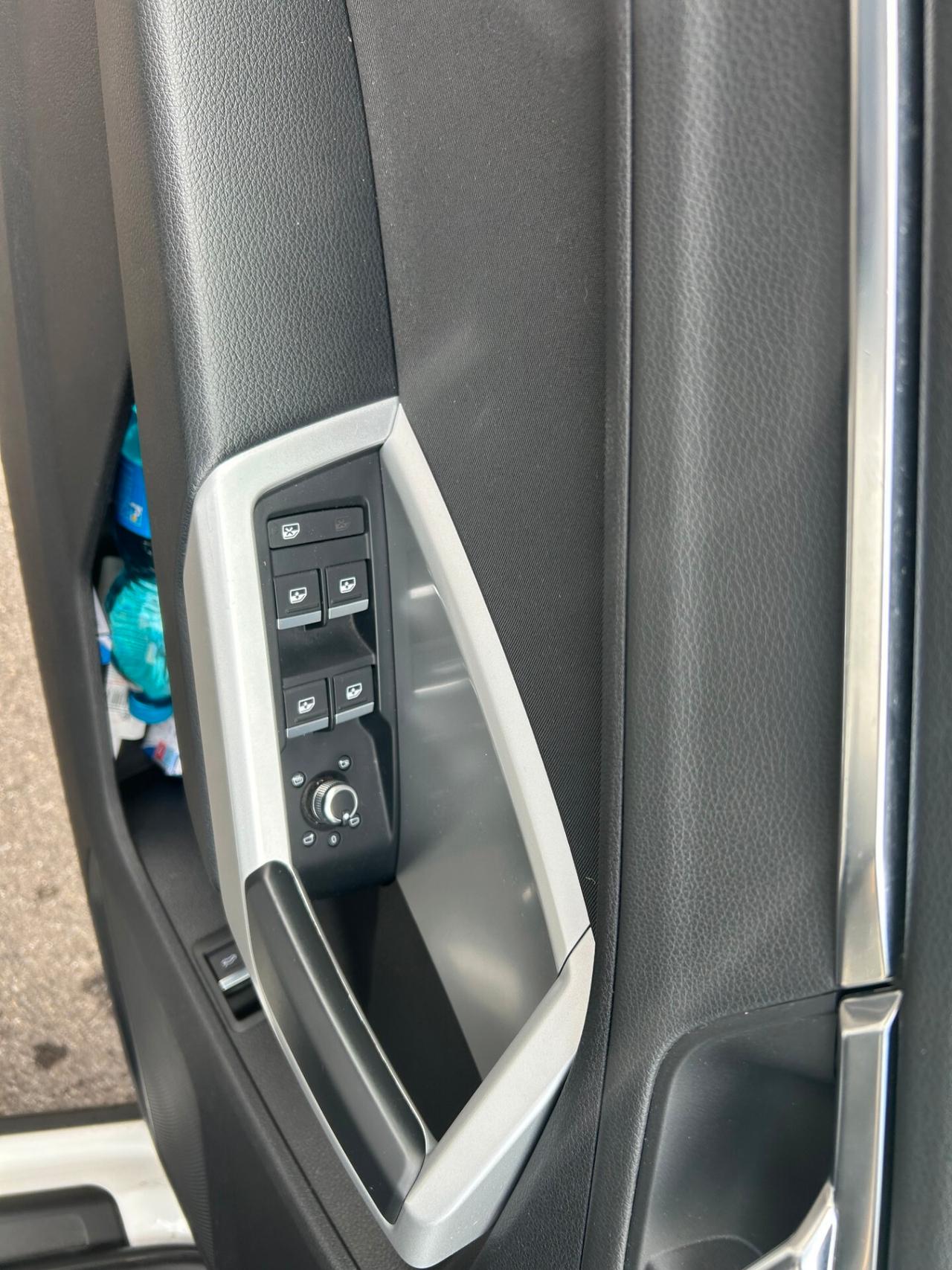 Audi Q3 45 TFSI plug in e S tronic Business unico proprietario