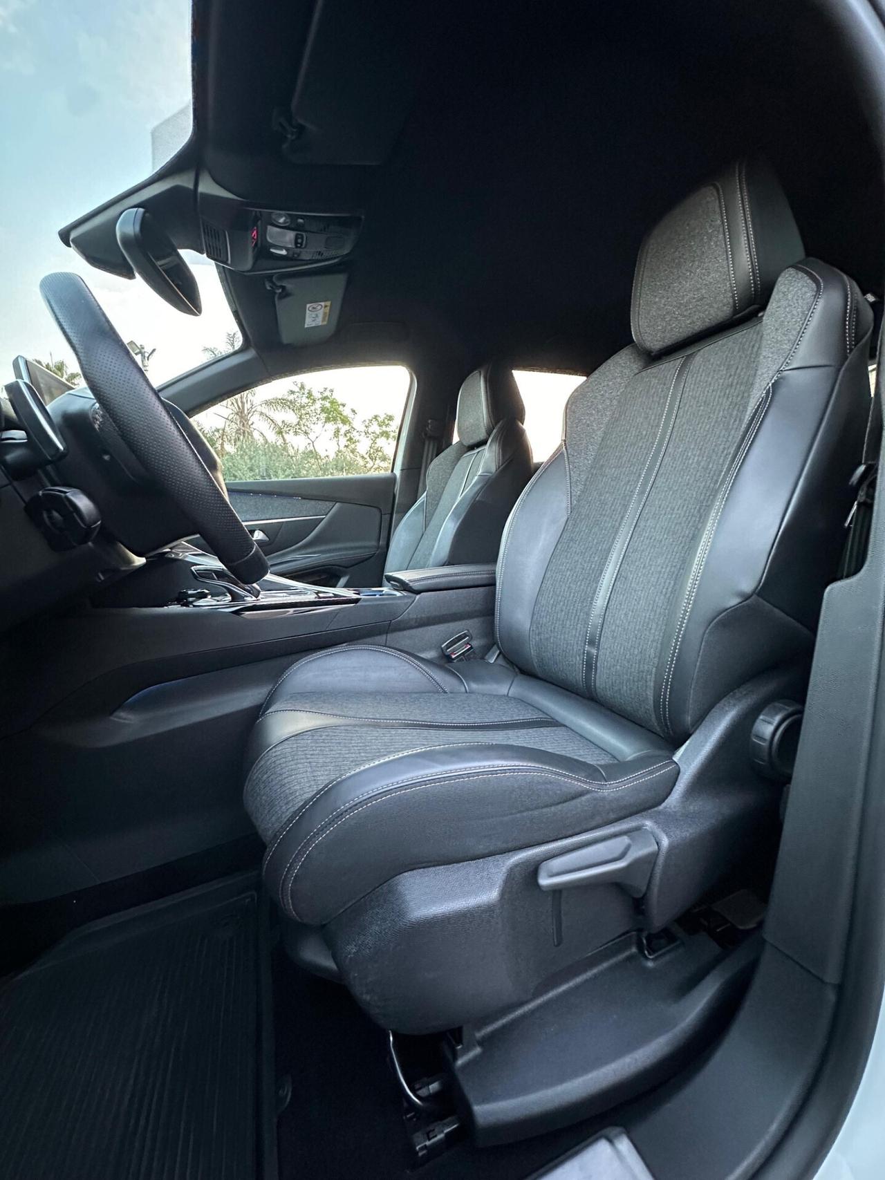 Peugeot 3008 1.6 Blue-HDI 120CV GT-LINE