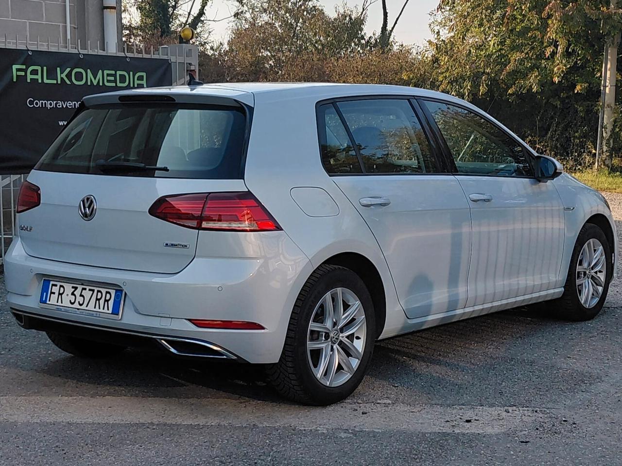 Volkswagen Golf VII 1.4 TGI DSG 5p. Executive BlueMotion (Neopatentati)