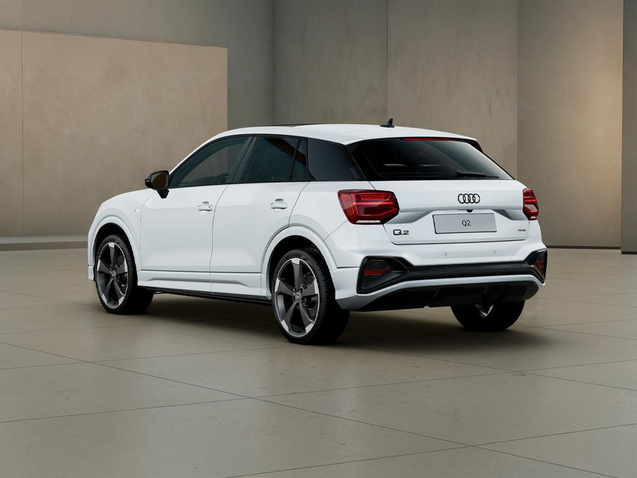 Audi Q2 40 2.0 tfsi identity black quattro s-tronic