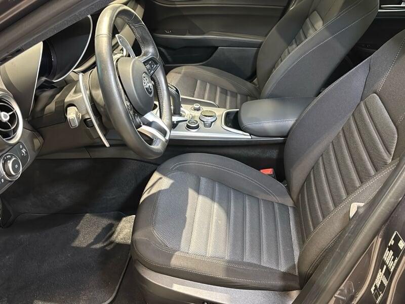 Alfa Romeo Giulia Giulia 2.0 Turbo 280 CV AT8 AWD Q4 Sprint