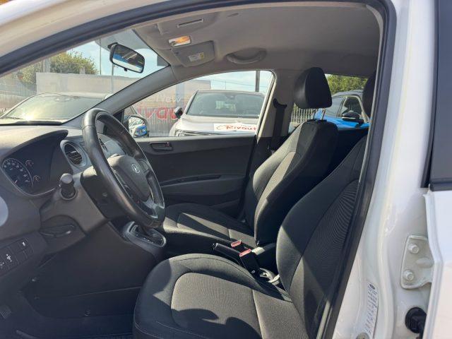HYUNDAI i10 1.0 12V MPI TECH AUTOMATICA
