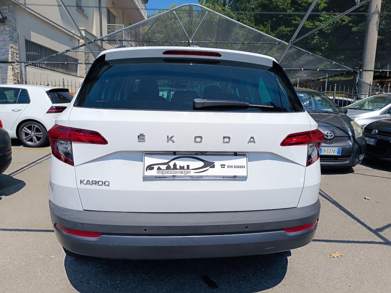 Skoda Karoq 1.6 TDI SCR DSG Executive NAVI, RETROCAMERA