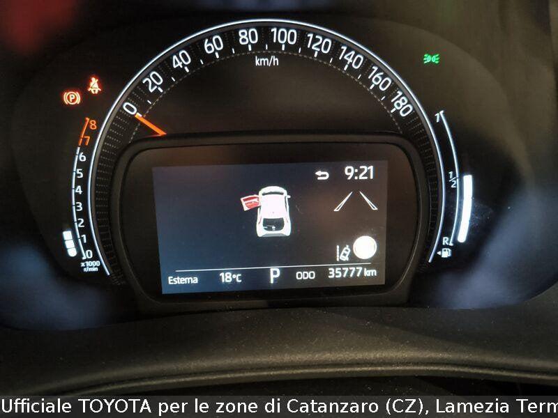 Toyota Aygo X 1.0B (72 CV) Trend Air S-CVT