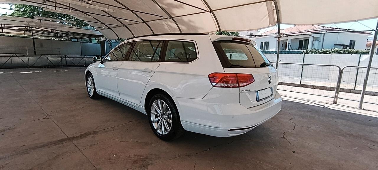 Volkswagen Passat Variant 1.6 TDI Trendline Motion CAMBIO MANUALE