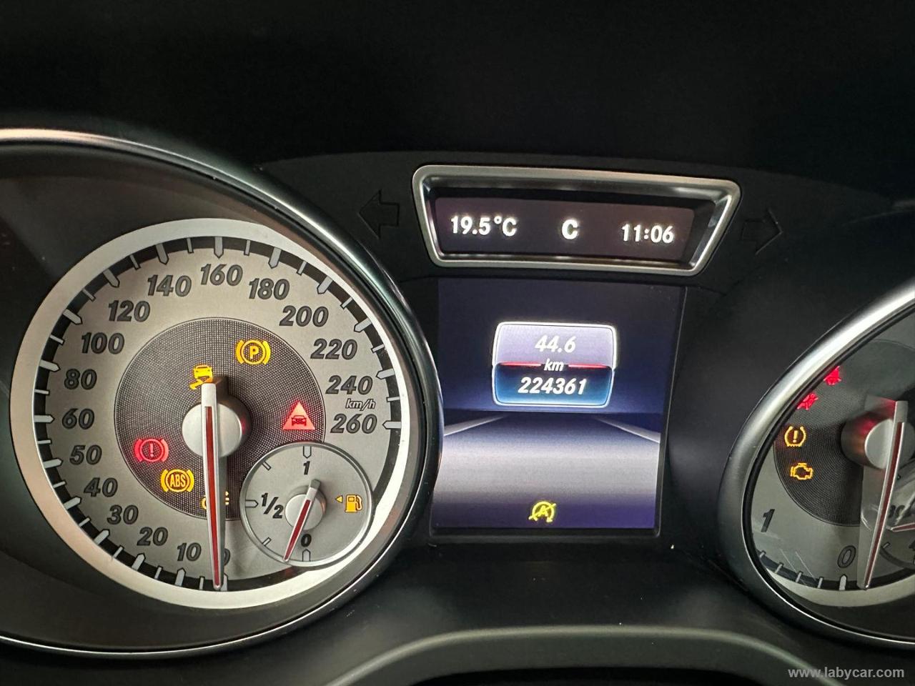 MERCEDES-BENZ GLA 200 d Sport